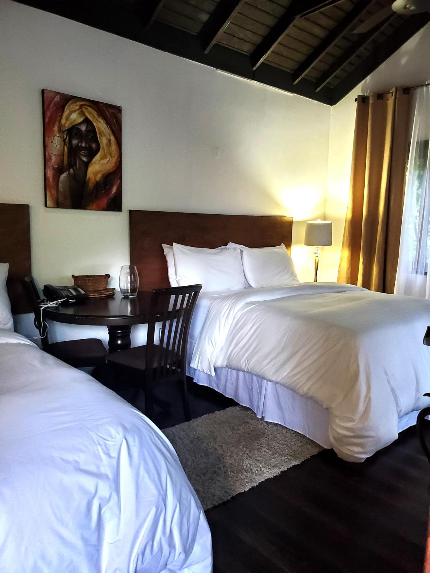 Serendipity Holistic Resort Spa كينغستون المظهر الخارجي الصورة